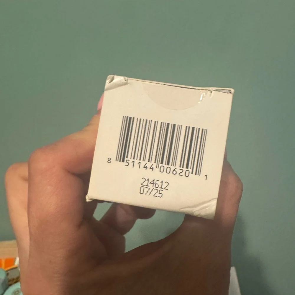 COPY - Alastin Skincare Hydratint Pro Mineral Sunscreen - Picture 2 of 2